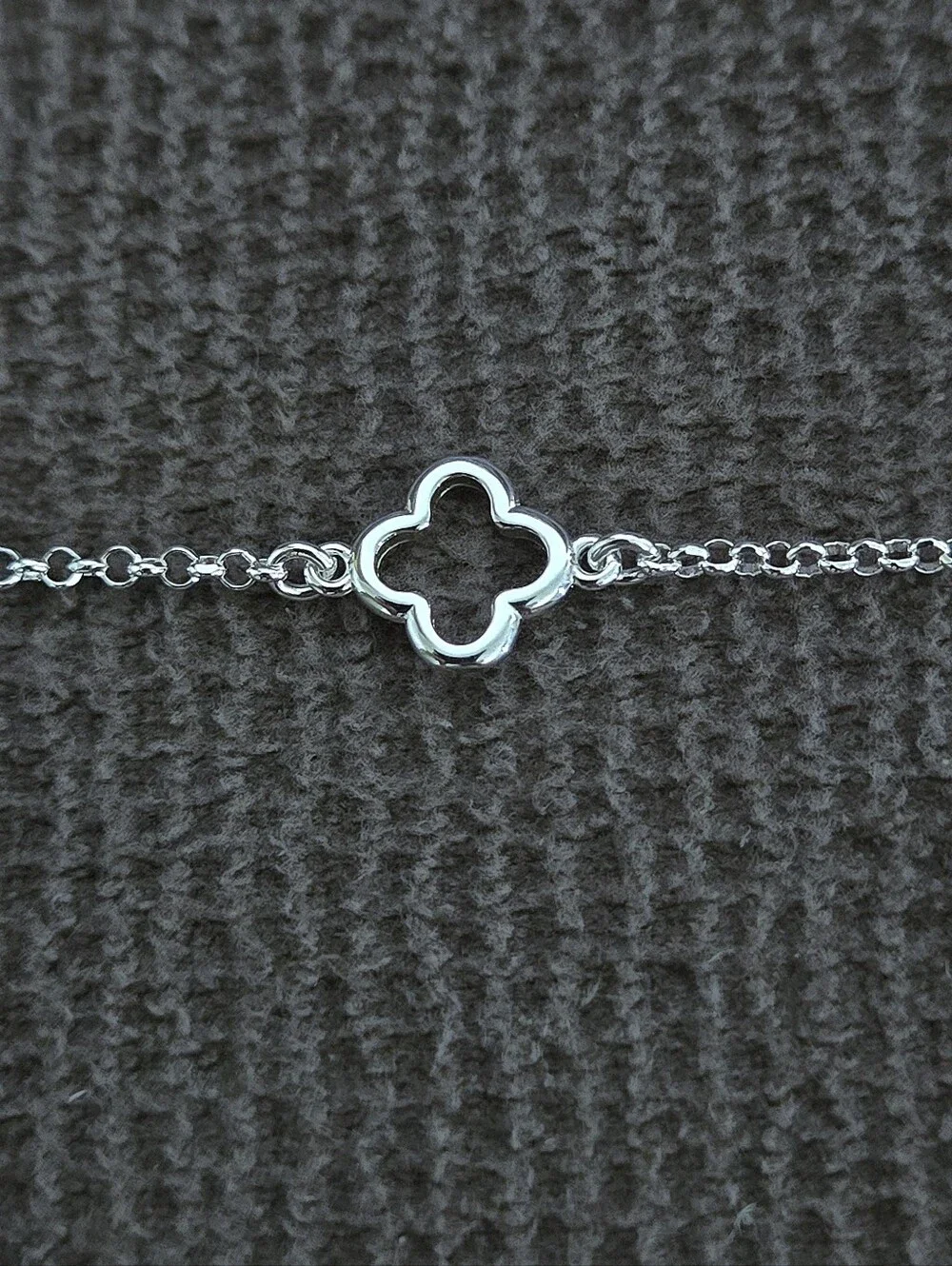 Mia Fiore Stationary Silver🤍 Open Clovers🍀 Necklace - NWT